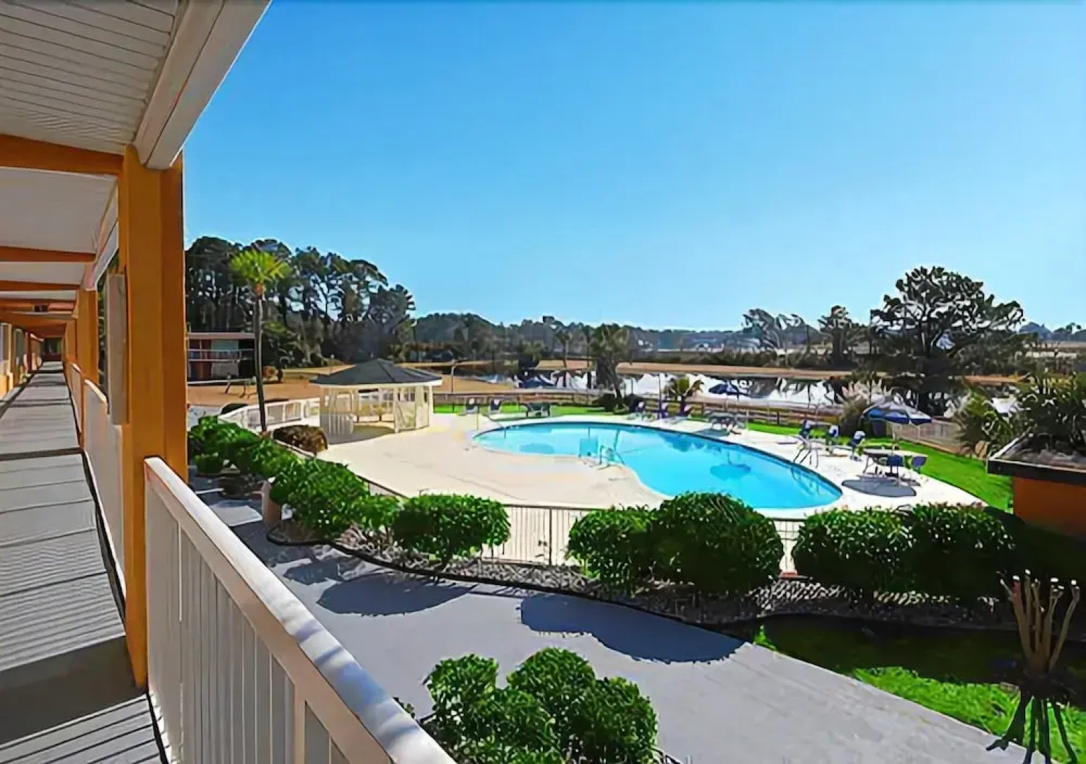 Clarion Inn Brunswick