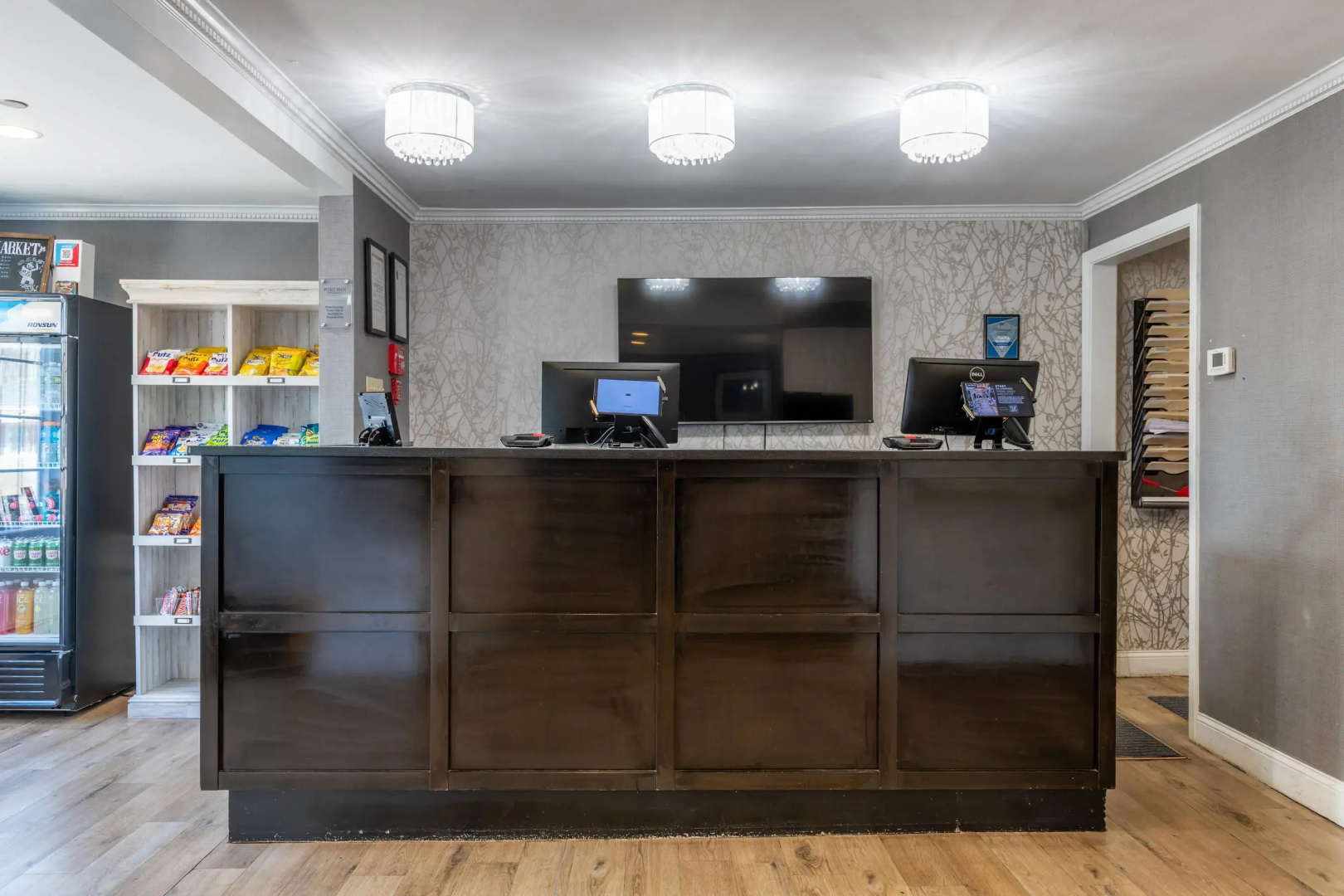 Port Inn and Suites Portsmouth, an Ascend Collection Hotel