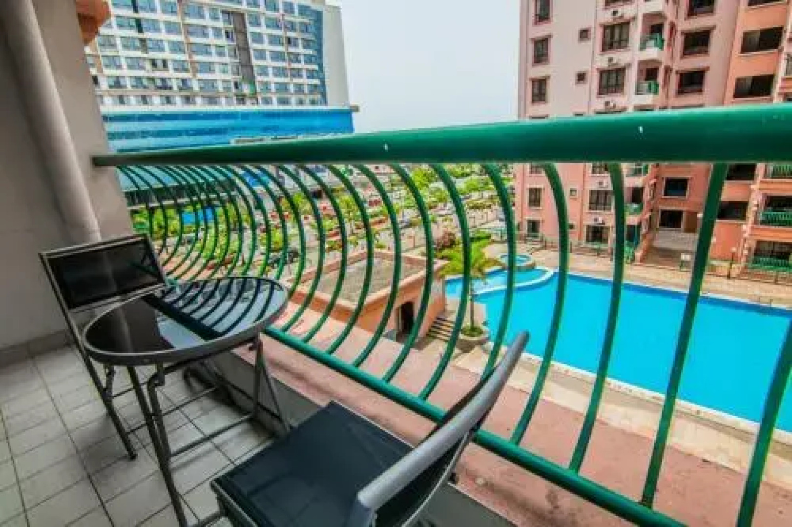 T & H Vacation Condo @Marina Court