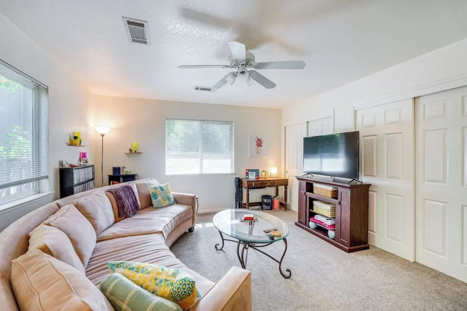 Sunny Lodi Getaway - Walk to Downtown & Wineries