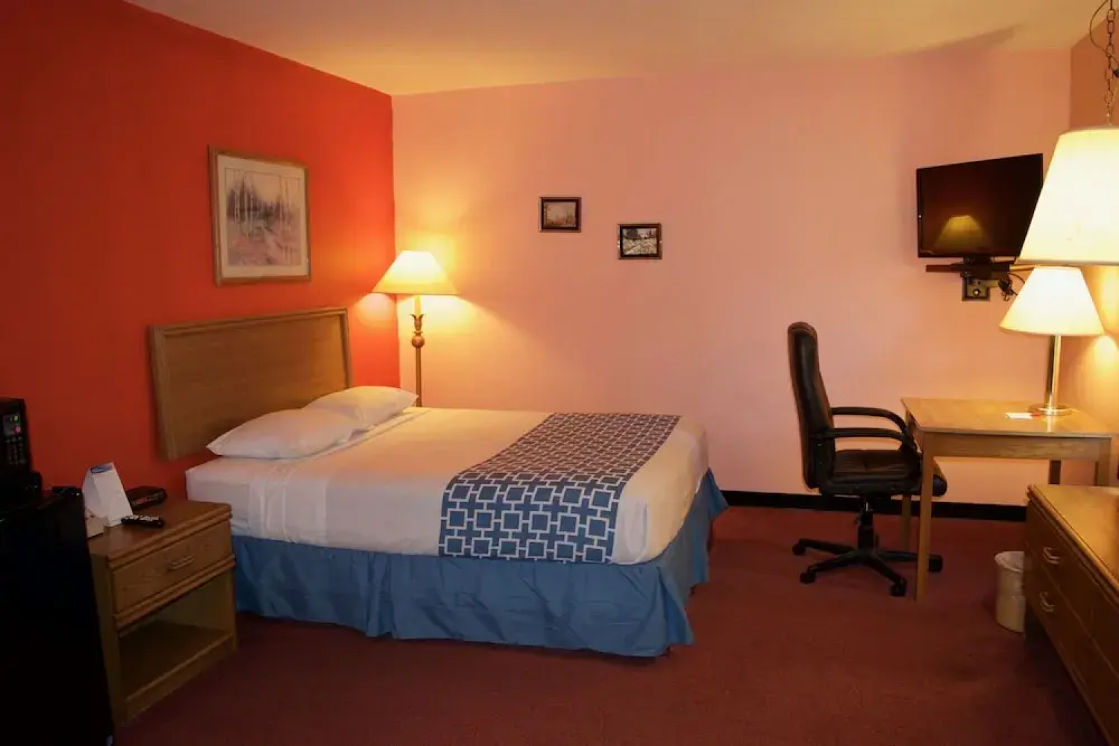 Dalles House Motel