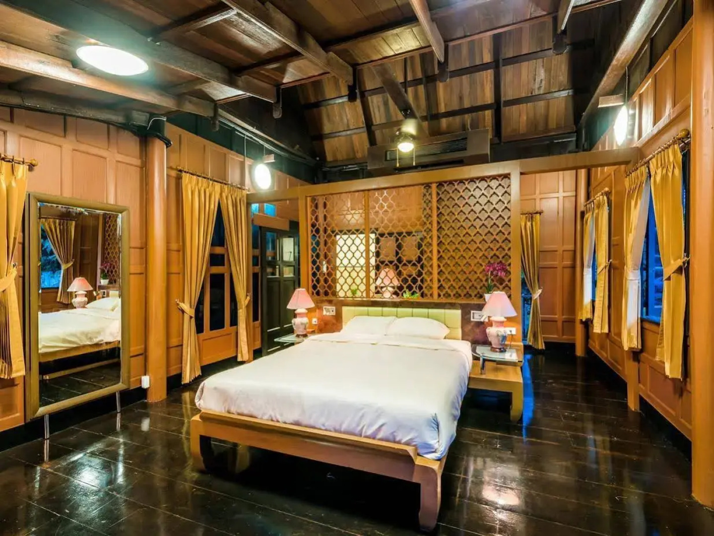 Phuket Private Havana Villa