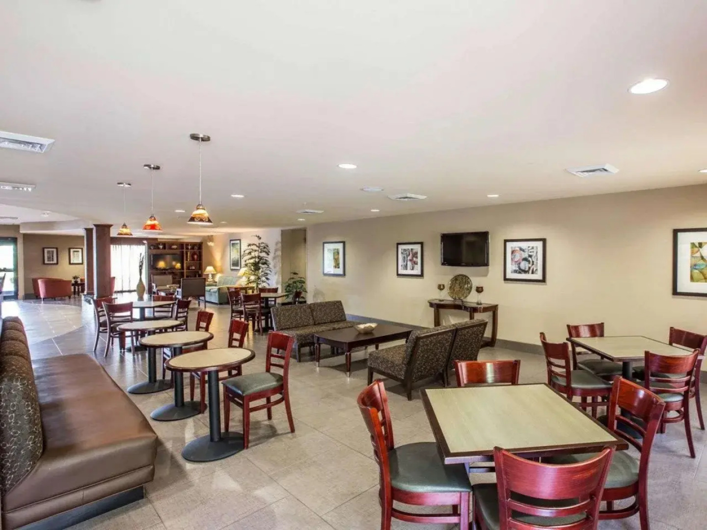 Comfort Suites Whitsett - Greensboro East