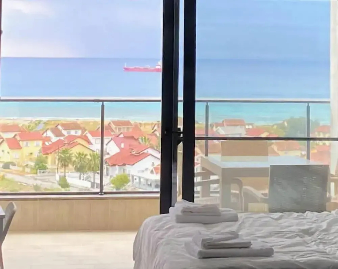 Azure Seaview Studio in Caesar Blue