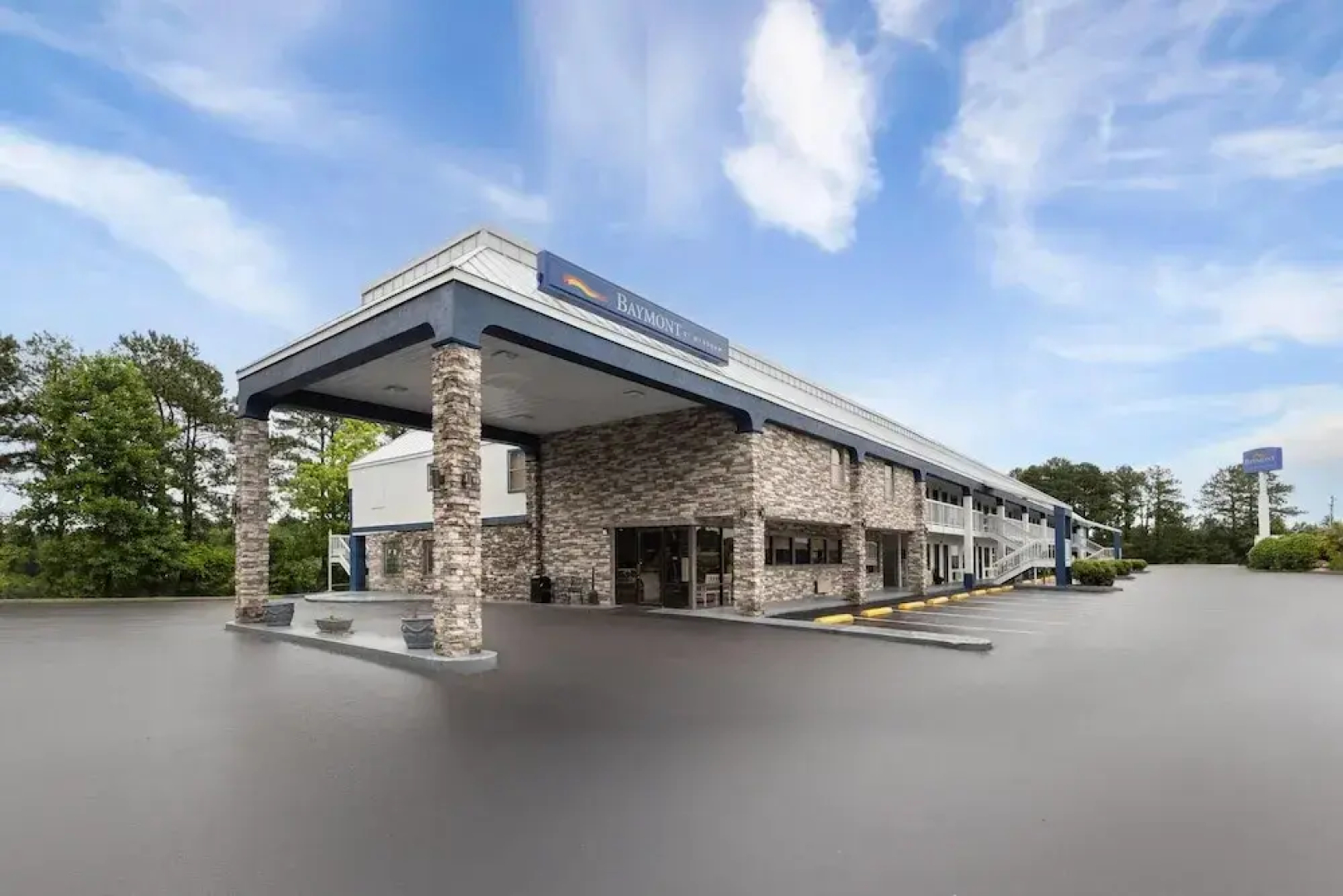 Baymont by Wyndham Richburg/Chester Area