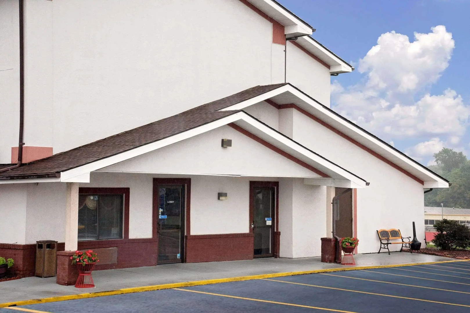 Super 8 By Wyndham Martinsburg
