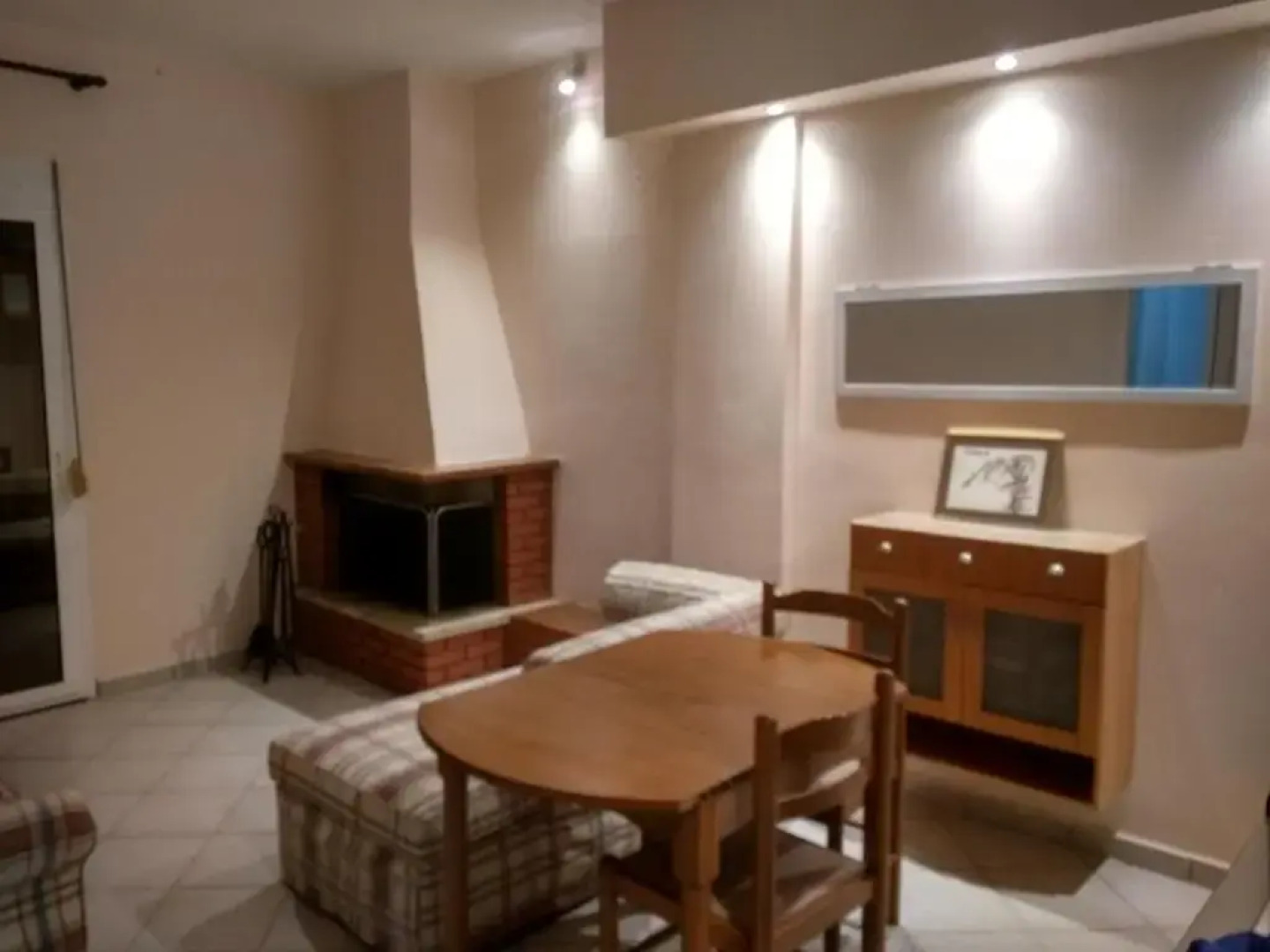 Rozy House Nei Epivates Thessaloniki ( Near the sea)