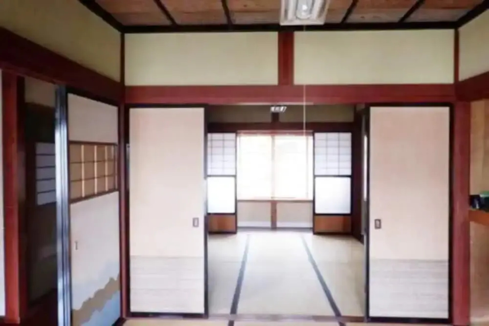 Traditional vacation house in Noto