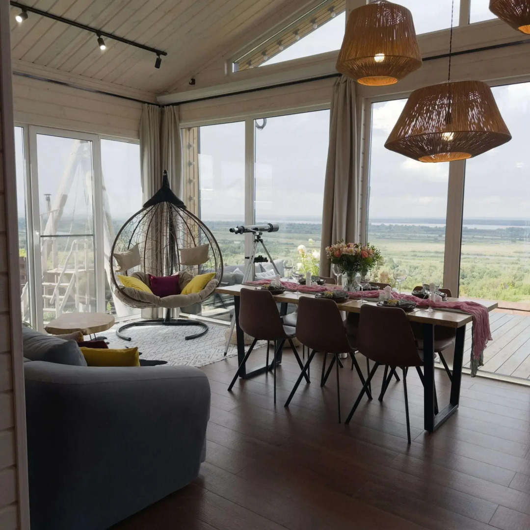 Дом с панорамным видом на Волгу