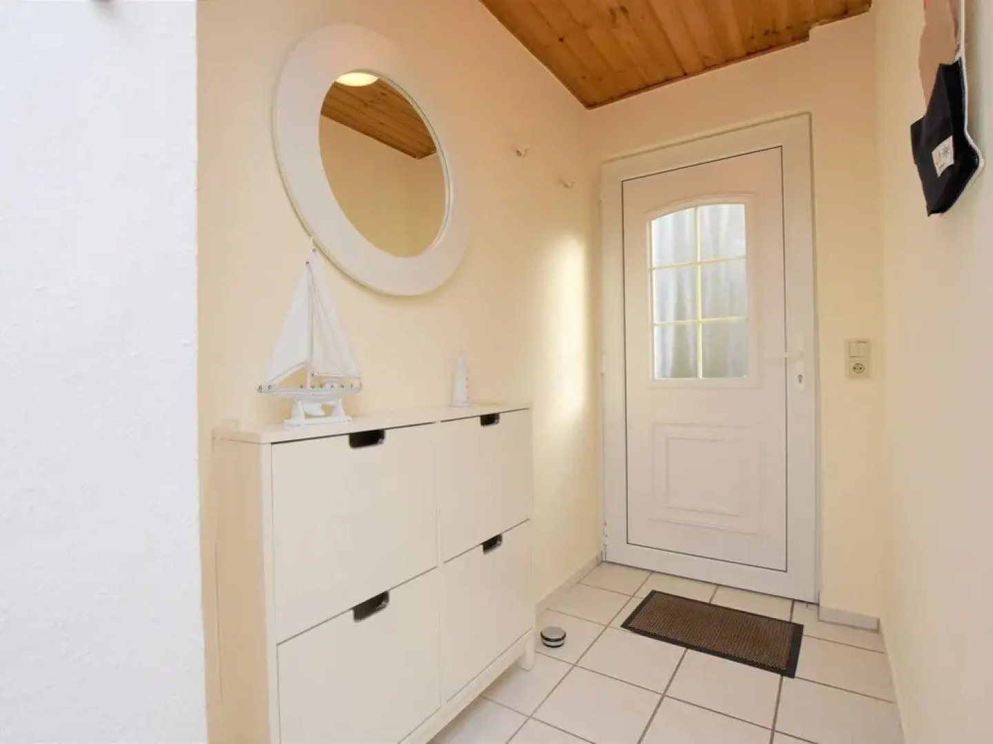 Modern Bungalow in Elmenhorst-lichtenhagen Near Sea