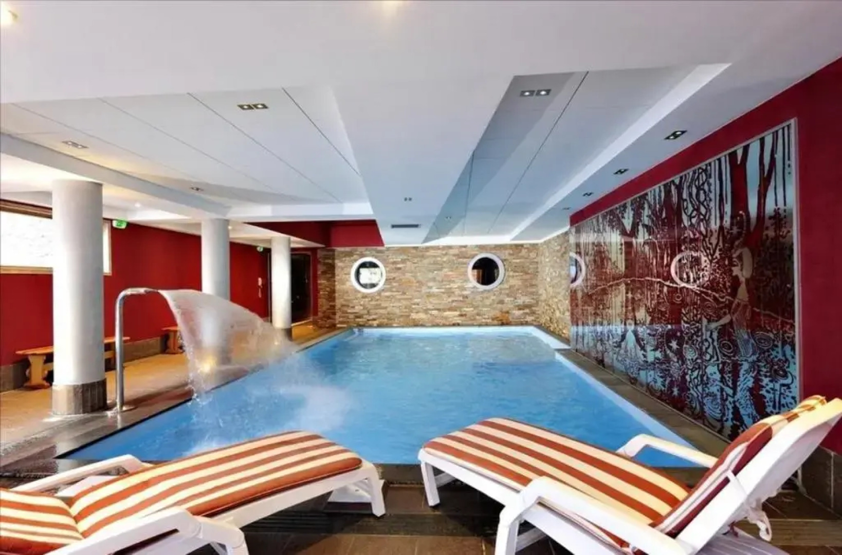 Penthouse "Bond 007" 120 m2 piscine sauna Risoul 1850