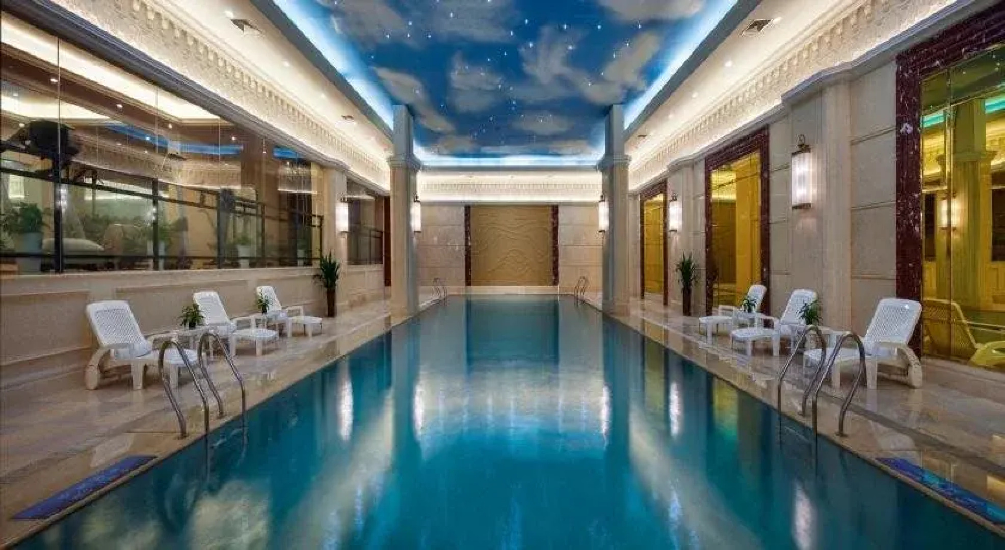 Chongqing Auwi Hotel