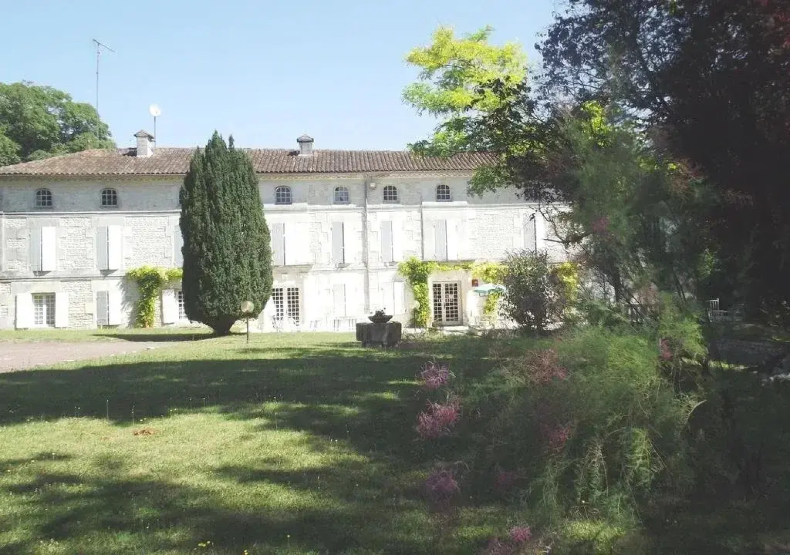 Hotel Le Moulin De Cierzac
