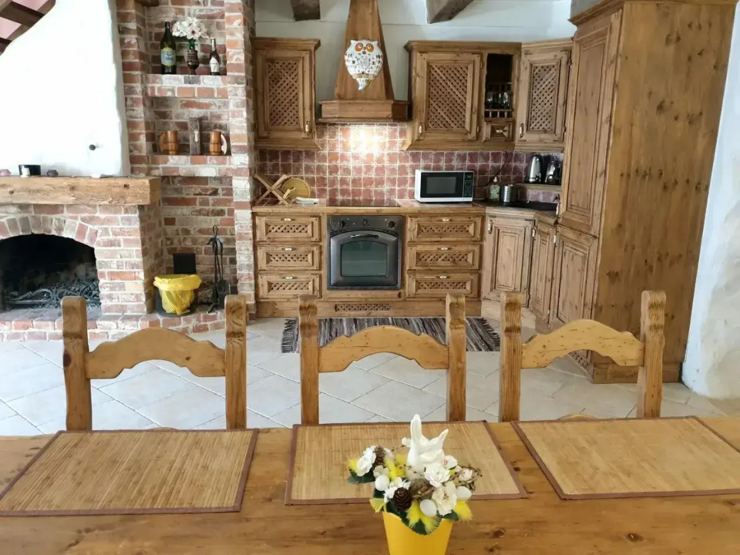 Deluxe Apartments in the City Center with Balcony
