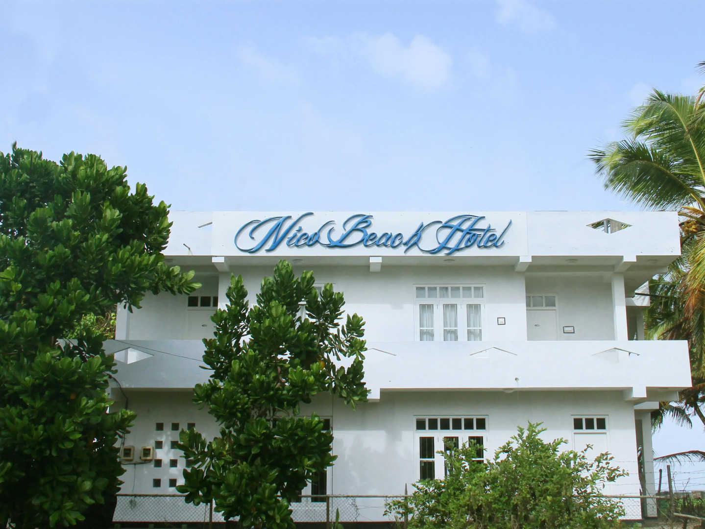 Nico Beach Hotel