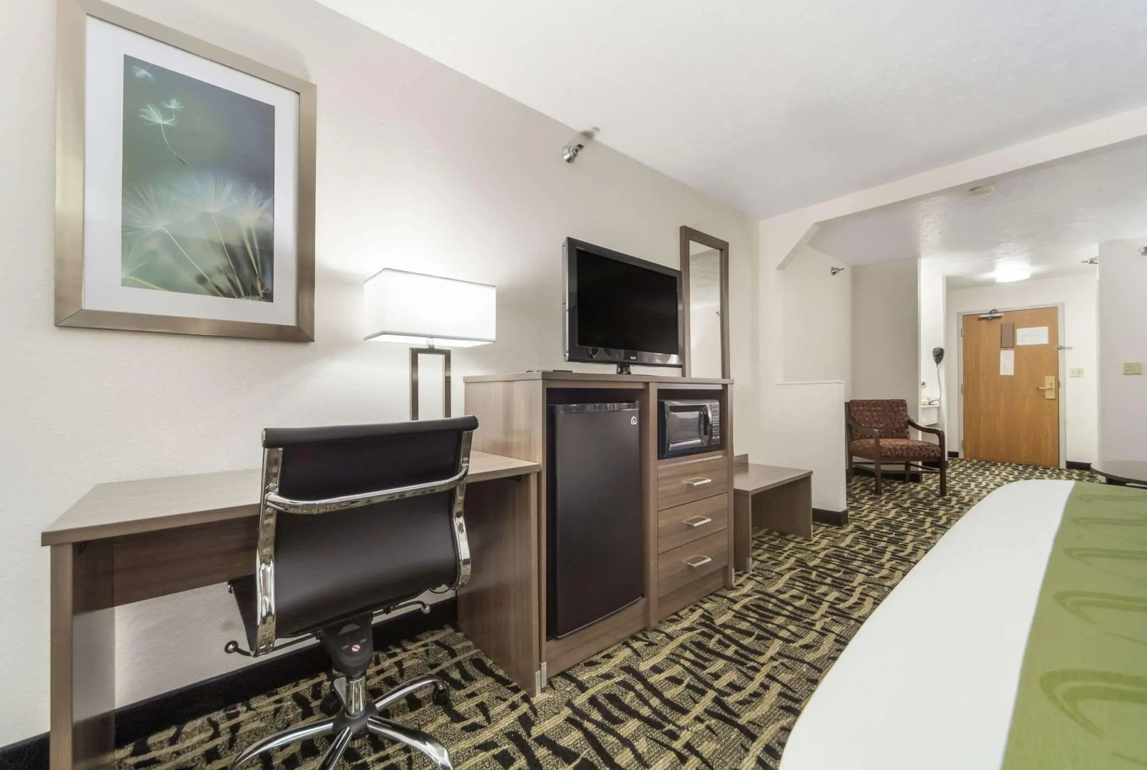 Quality Inn & Suites Omaha Chalco