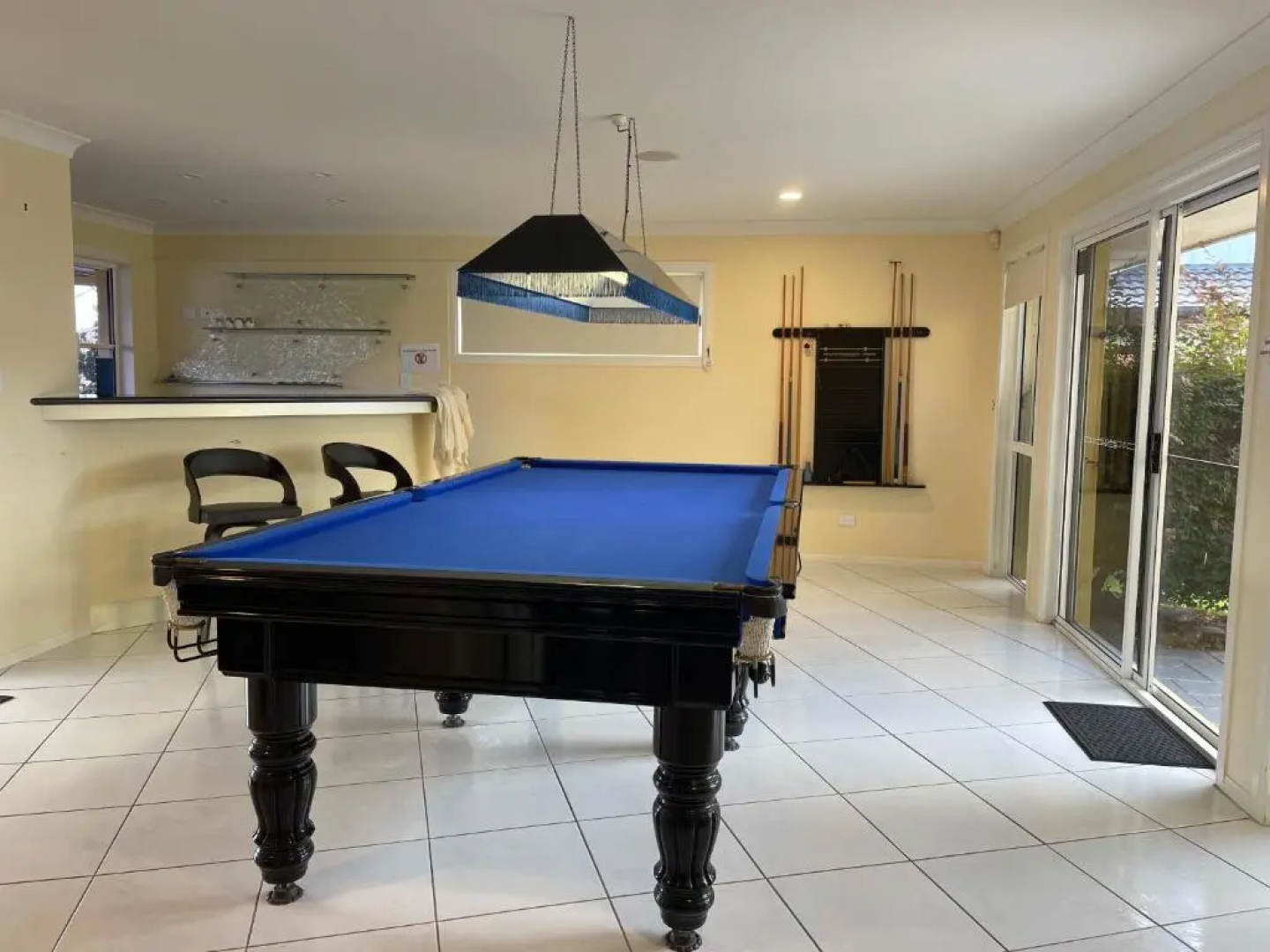 SPECTACULAR WATERFRONT Canal Home, BRIBIE ISLAND