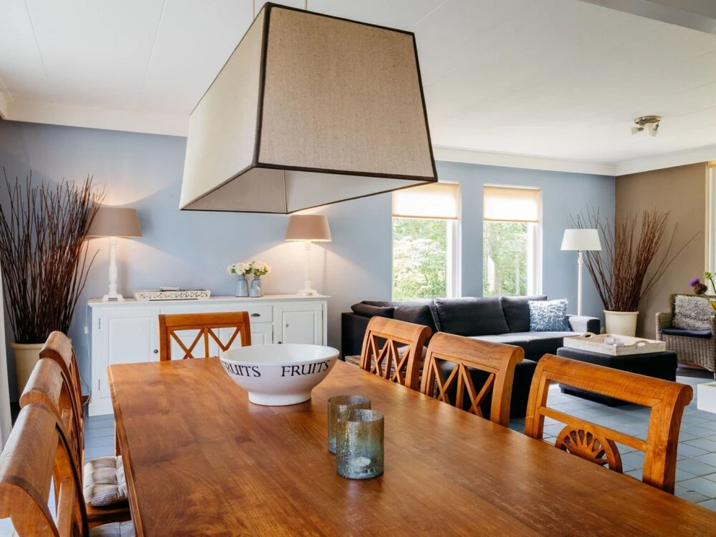 Charming Holiday Home in Burgh-Haamstede near Beach