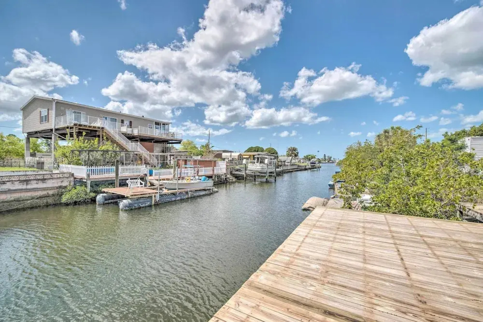 Sunny Hudson Escape w/ Gulf Views & Boat Dock