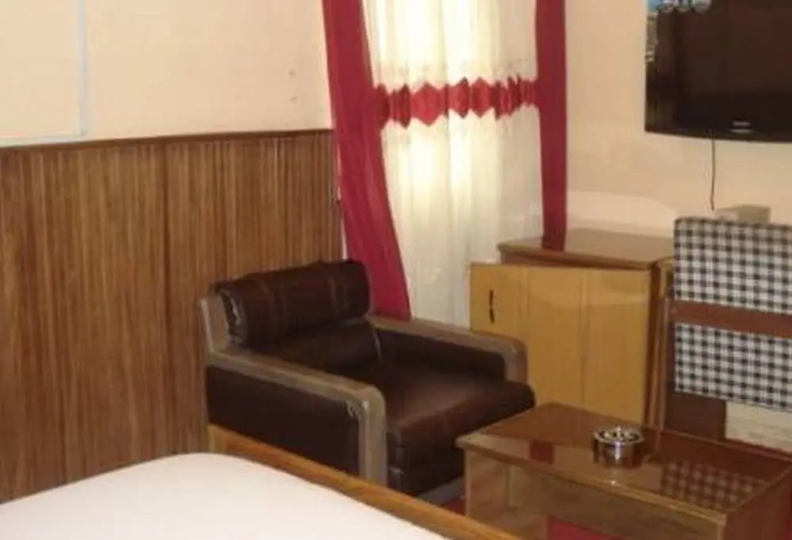 Choice Gate Hotel and Suites