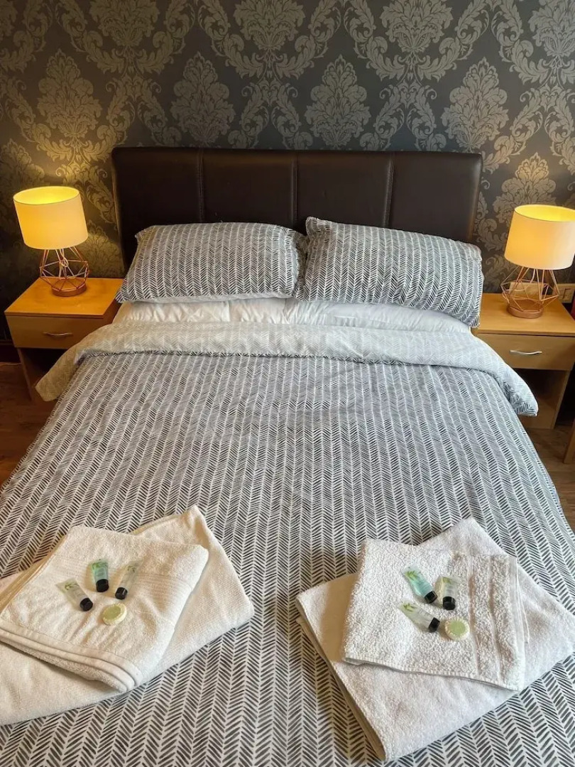 Rooms at the Huntsman Inn