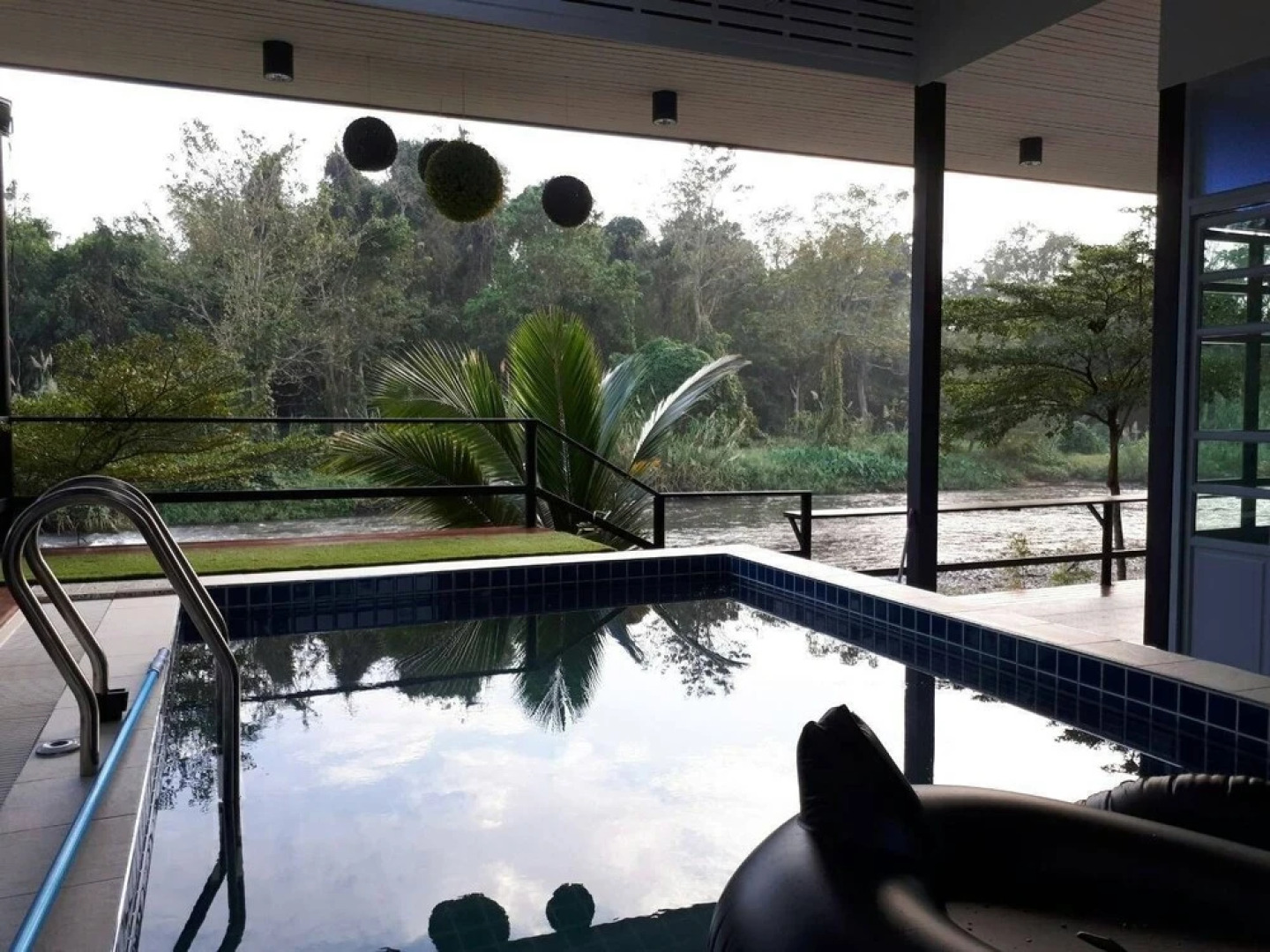 Thannam River Resort