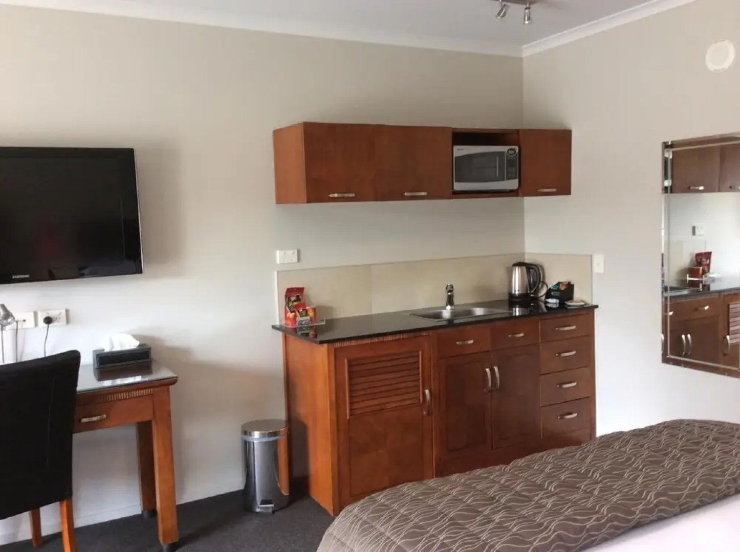 City Corporate Motor Inn