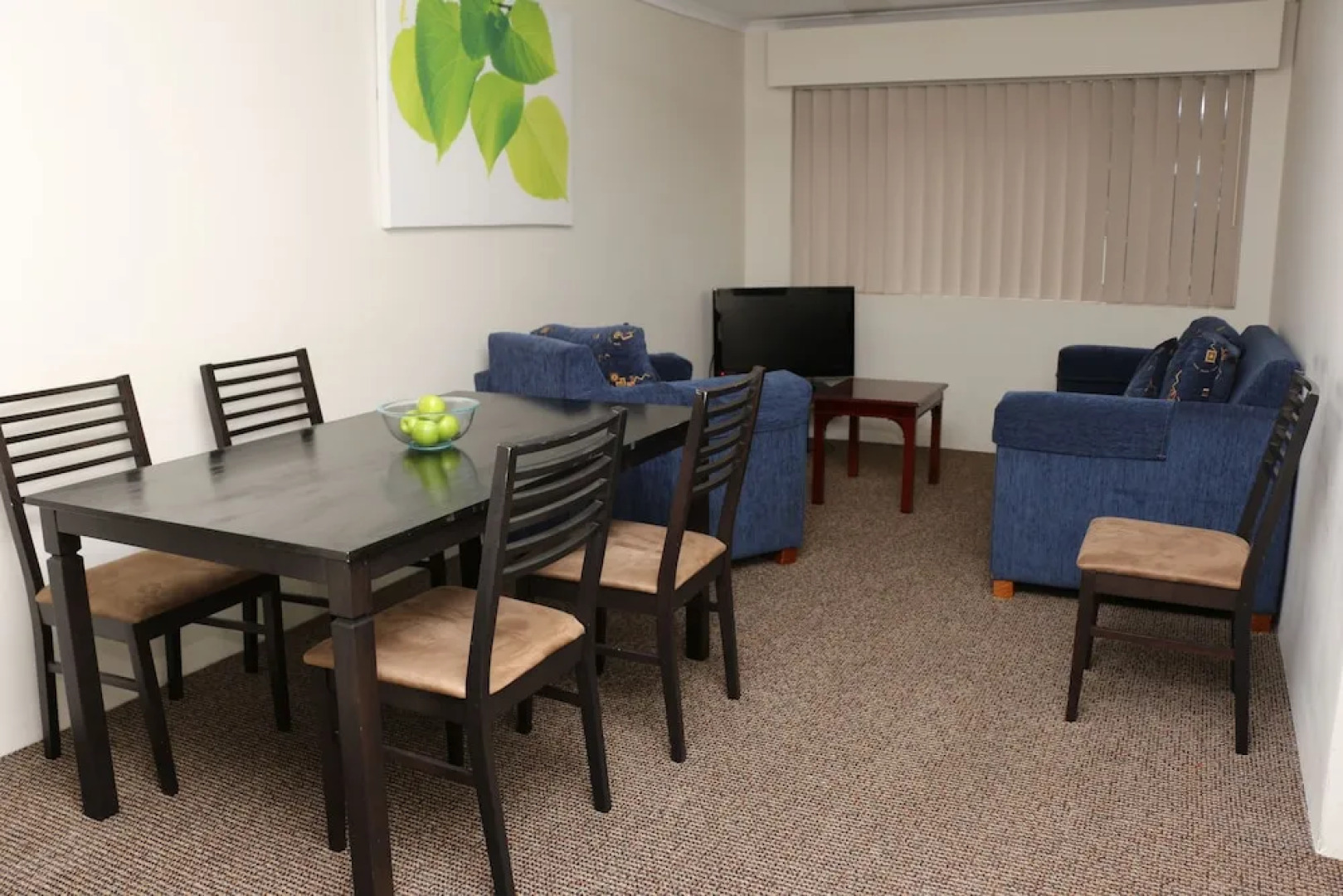 Aabon Apartments & Motel