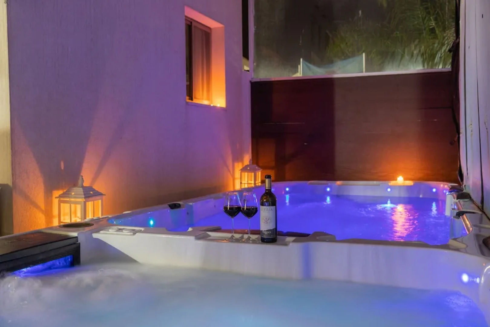 Mansion of Breast Stones