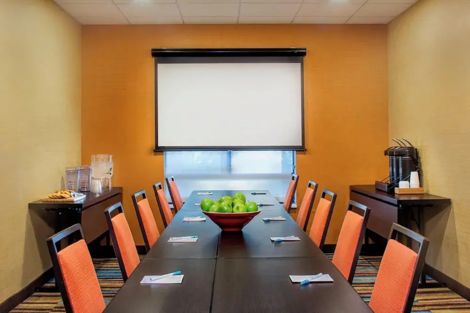 Holiday Inn Express & Suites Bridgewater Branchburg