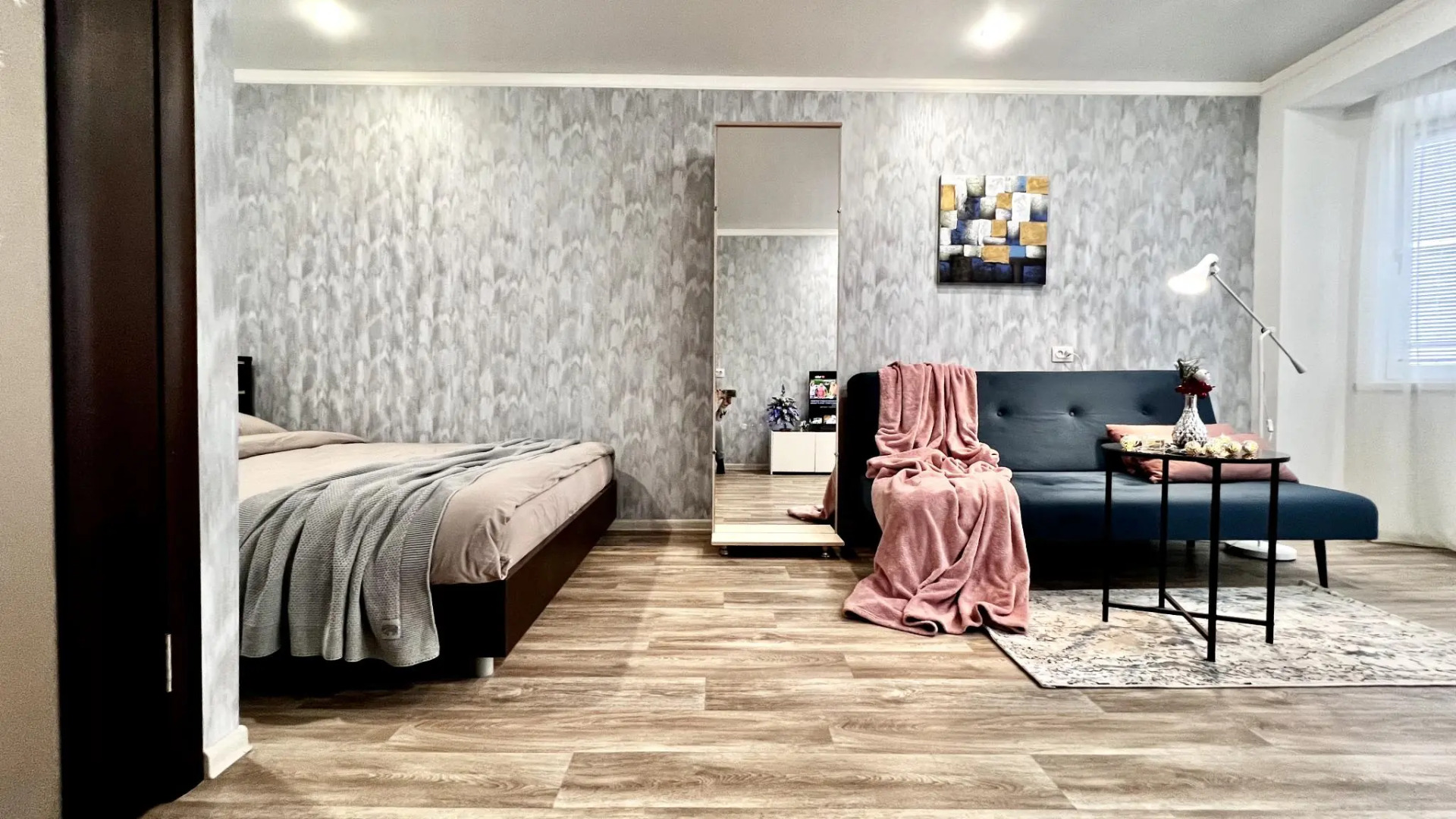 Апартаменты на проспекте Строителей 2