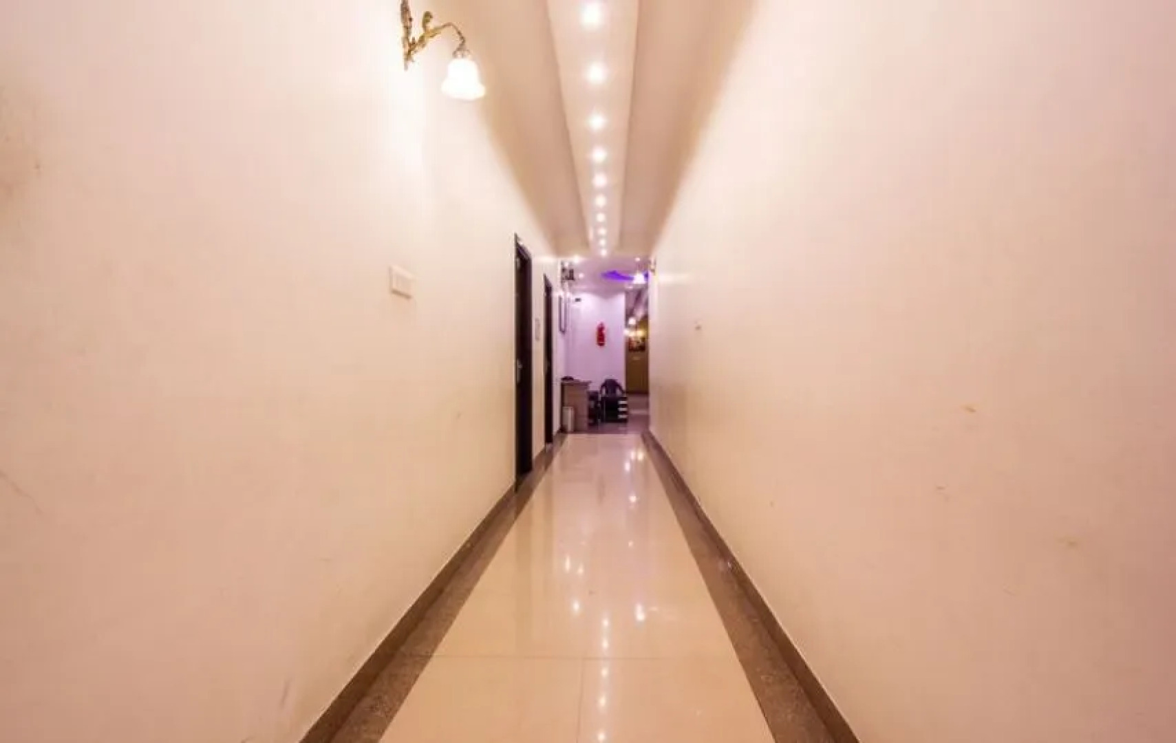 Hotel New SS Residency