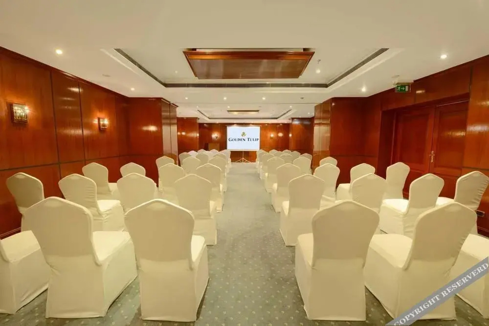 Golden Tulip Narmer Pyramids Hotel