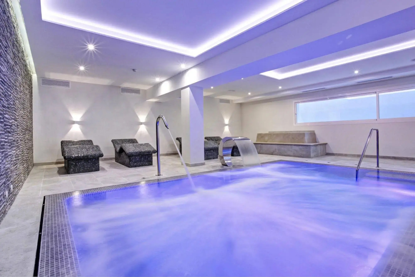 Grupotel Ibiza Beach Resort - Adults Only