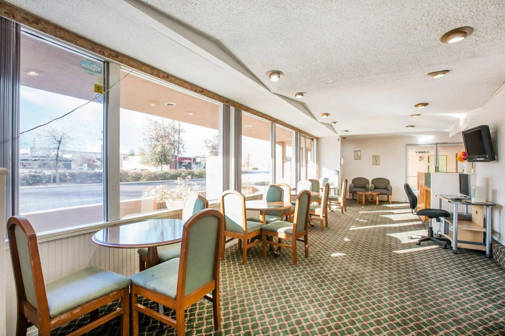 Econo Lodge Sequoia Area