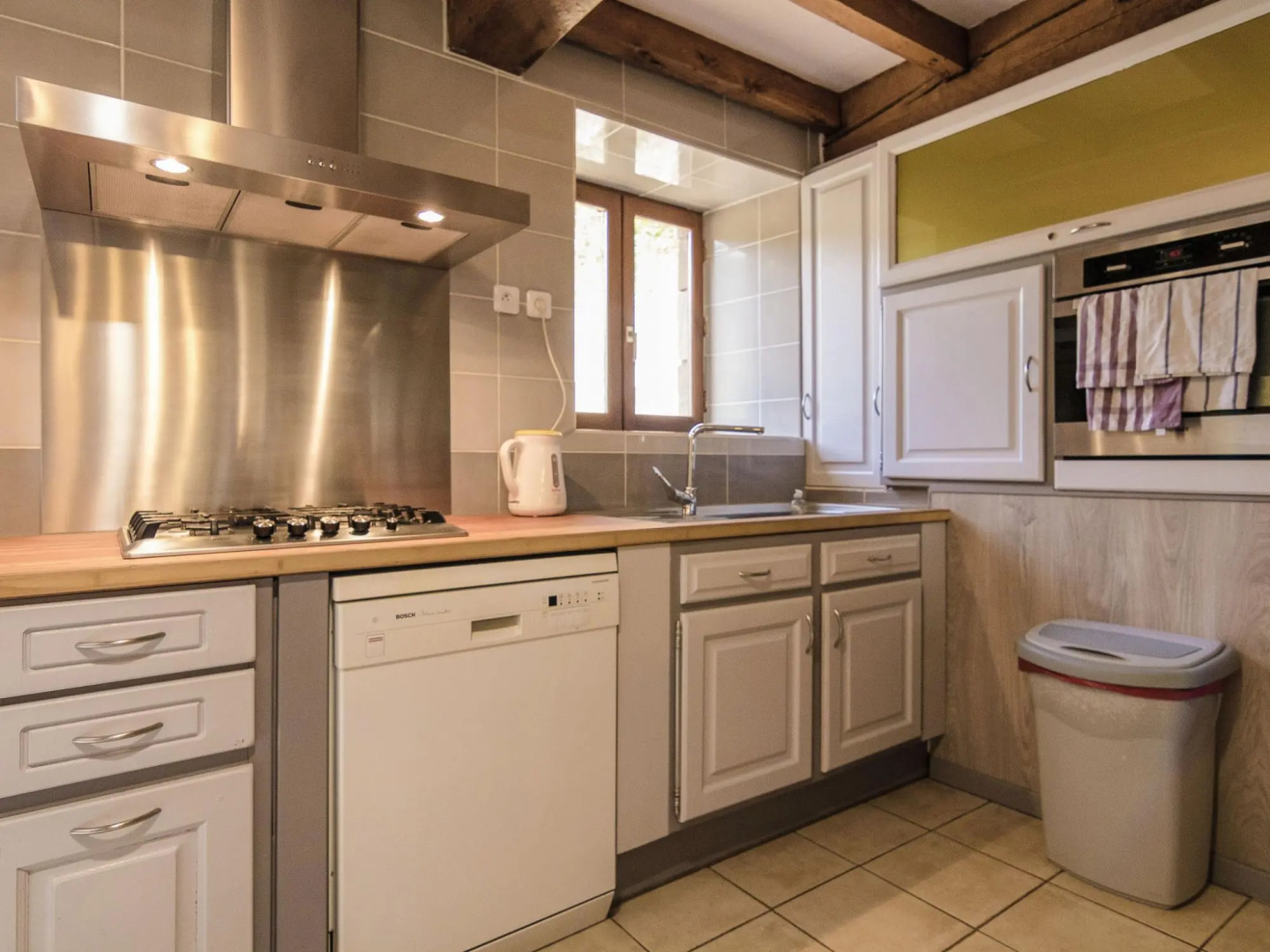 Modern Villa in Serilhac with Private Pool