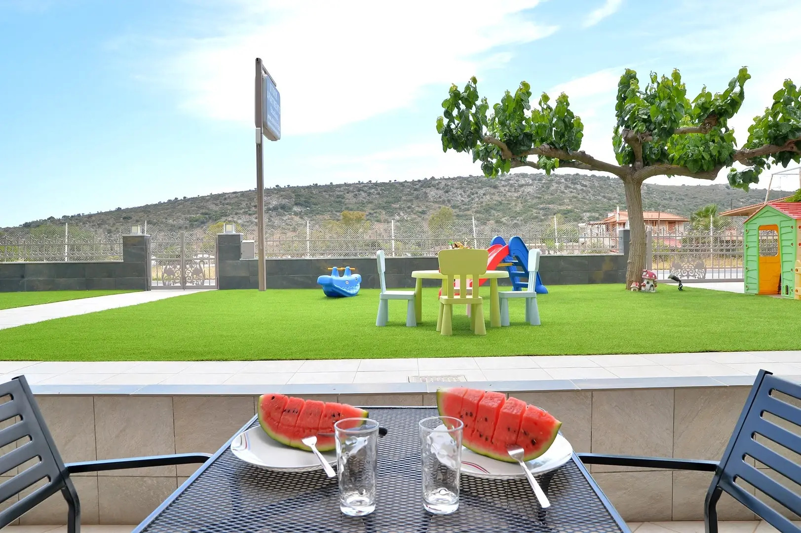 Stork Holiday Apartments - Garden & Sea View