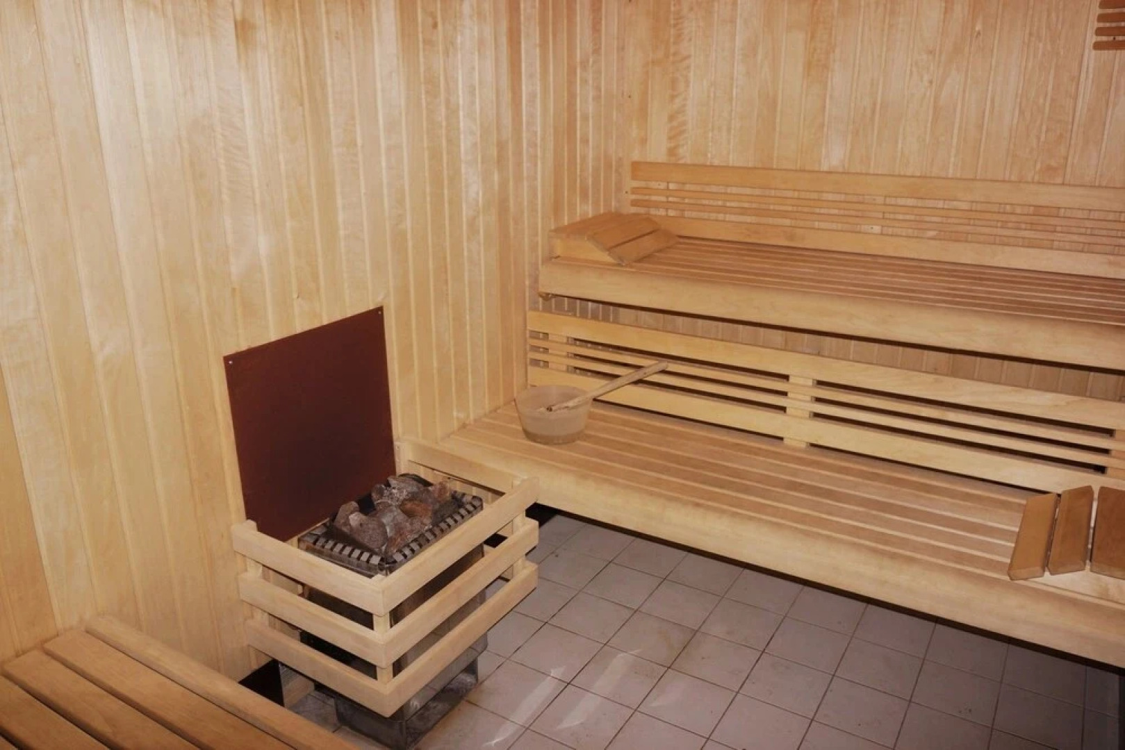 Logement n103 4pers face aux Thermes