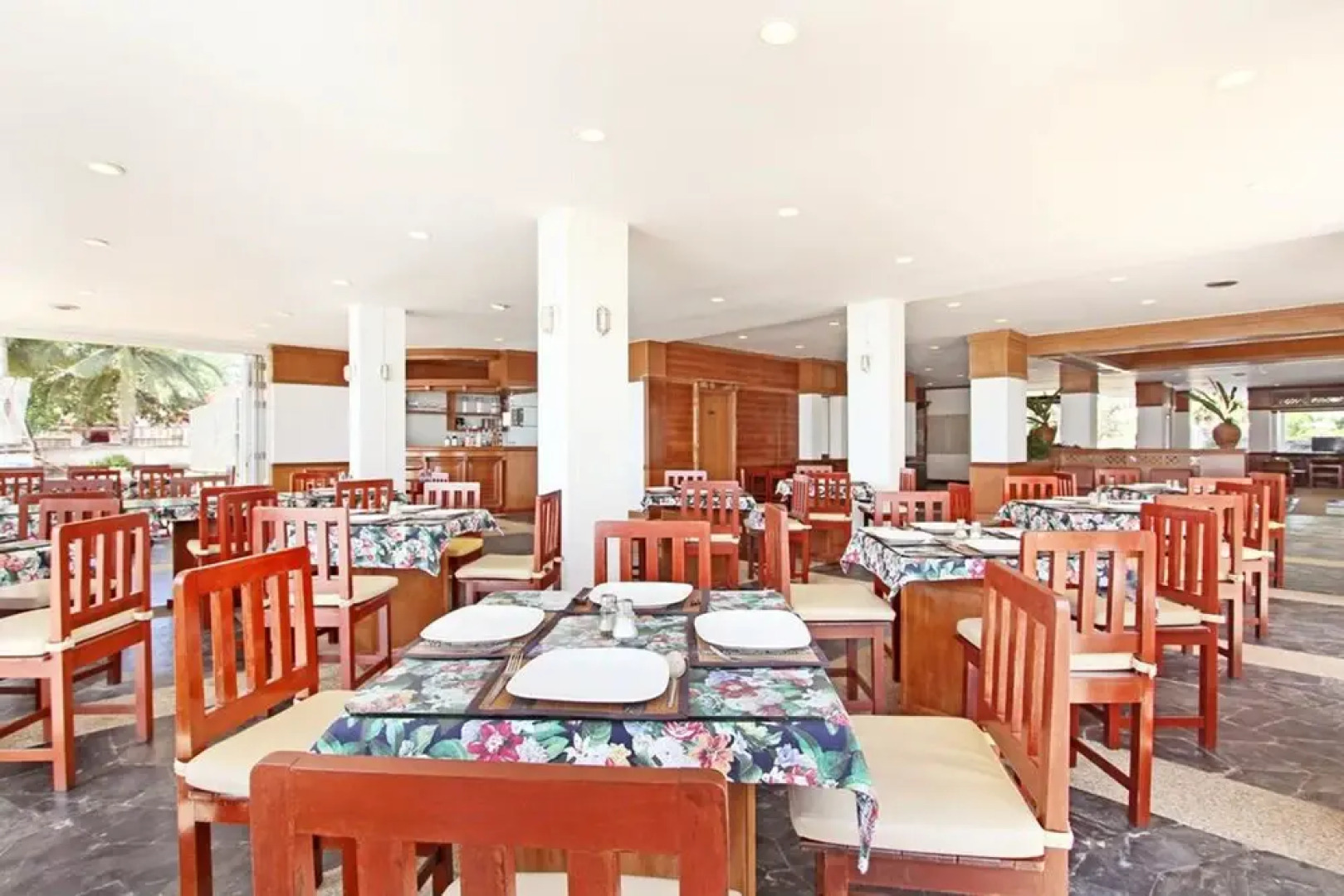 Rayong Chalet Hotel and Resort