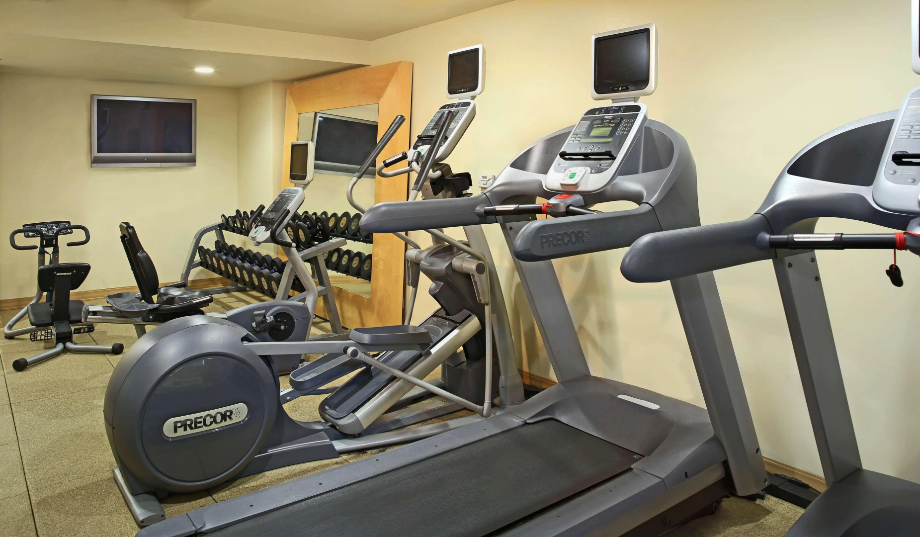 DoubleTree by Hilton Hotel Chicago Wood Dale - Elk Grove