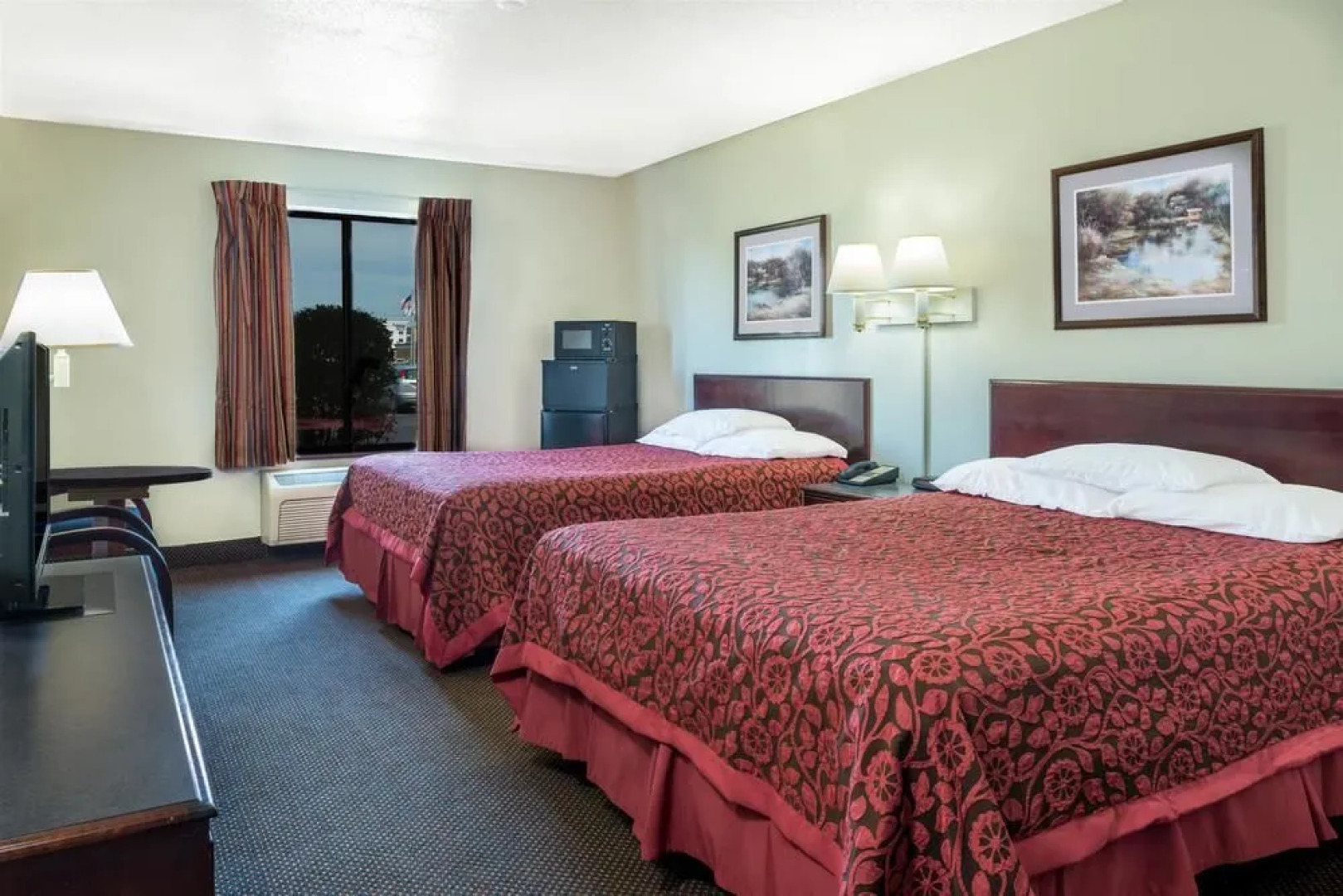 Days Inn Pontoon Beach