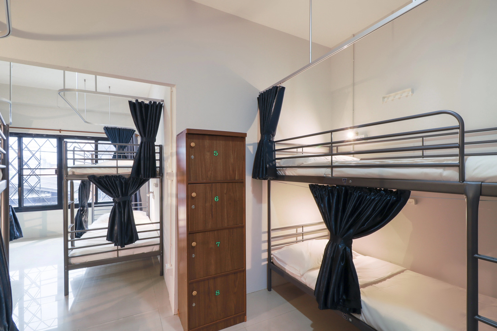 Chiangmai Gate Capsule Hostel