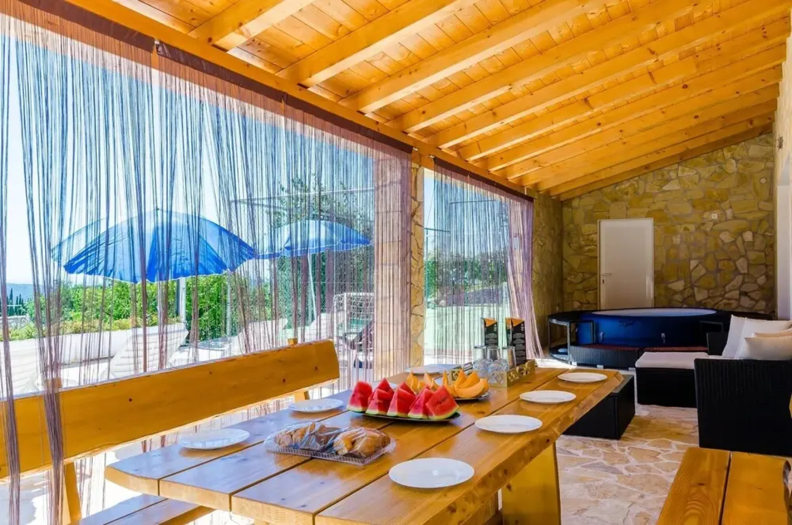 Villa Mateo - Three Bedroom Apartment With Terrace and Private Pool ID Direct Booker 769