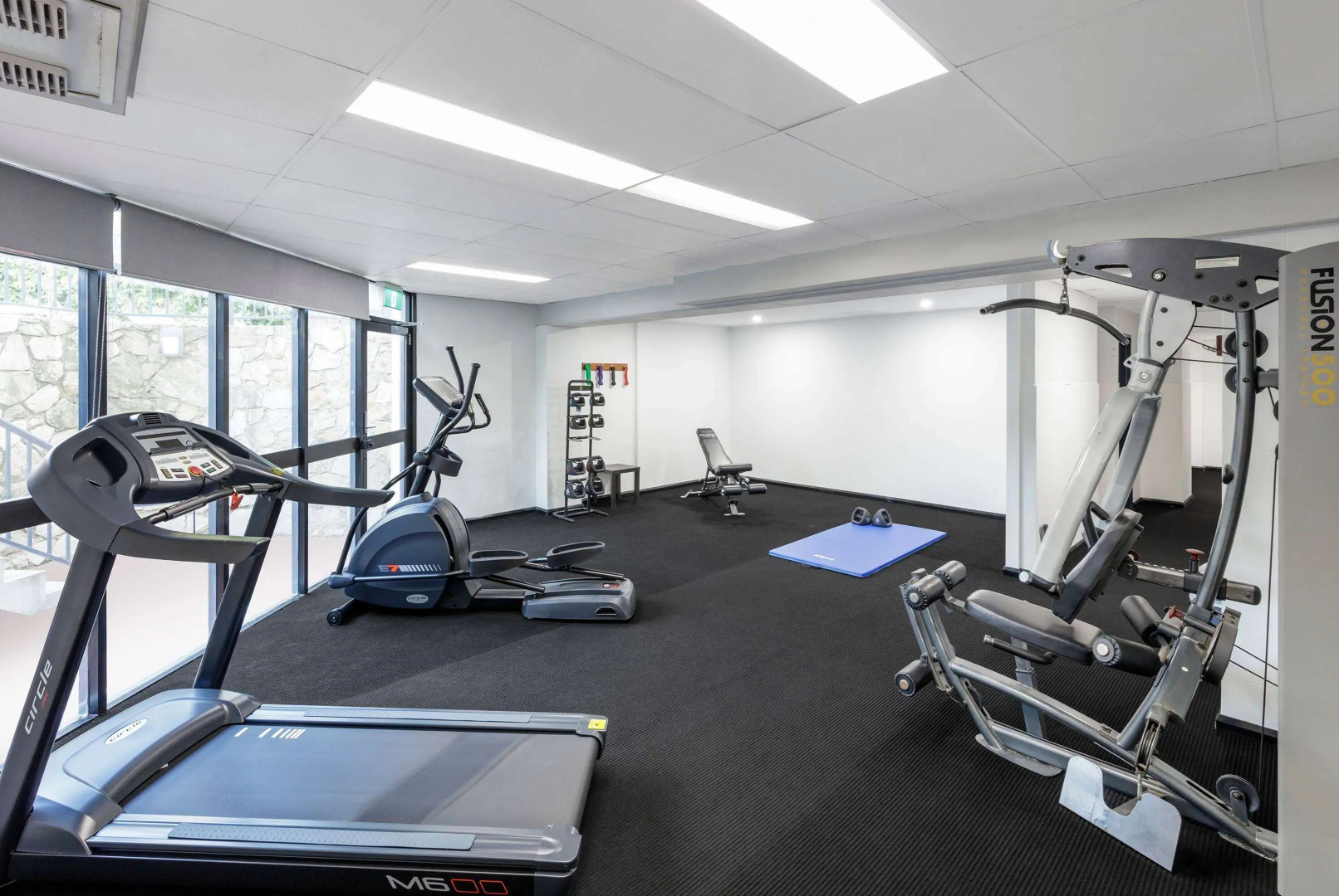 Ramada by Wyndham Diplomat Canberra