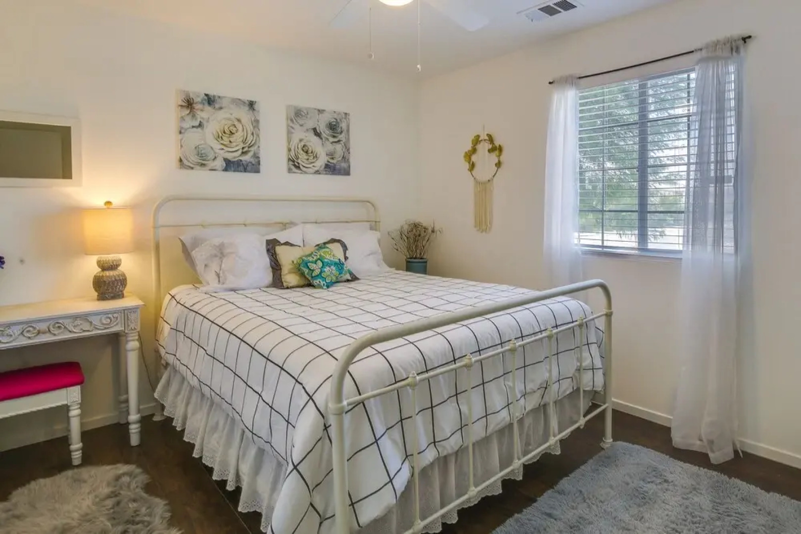 Patio, Fire Pit: Family-friendly Coachella Home!