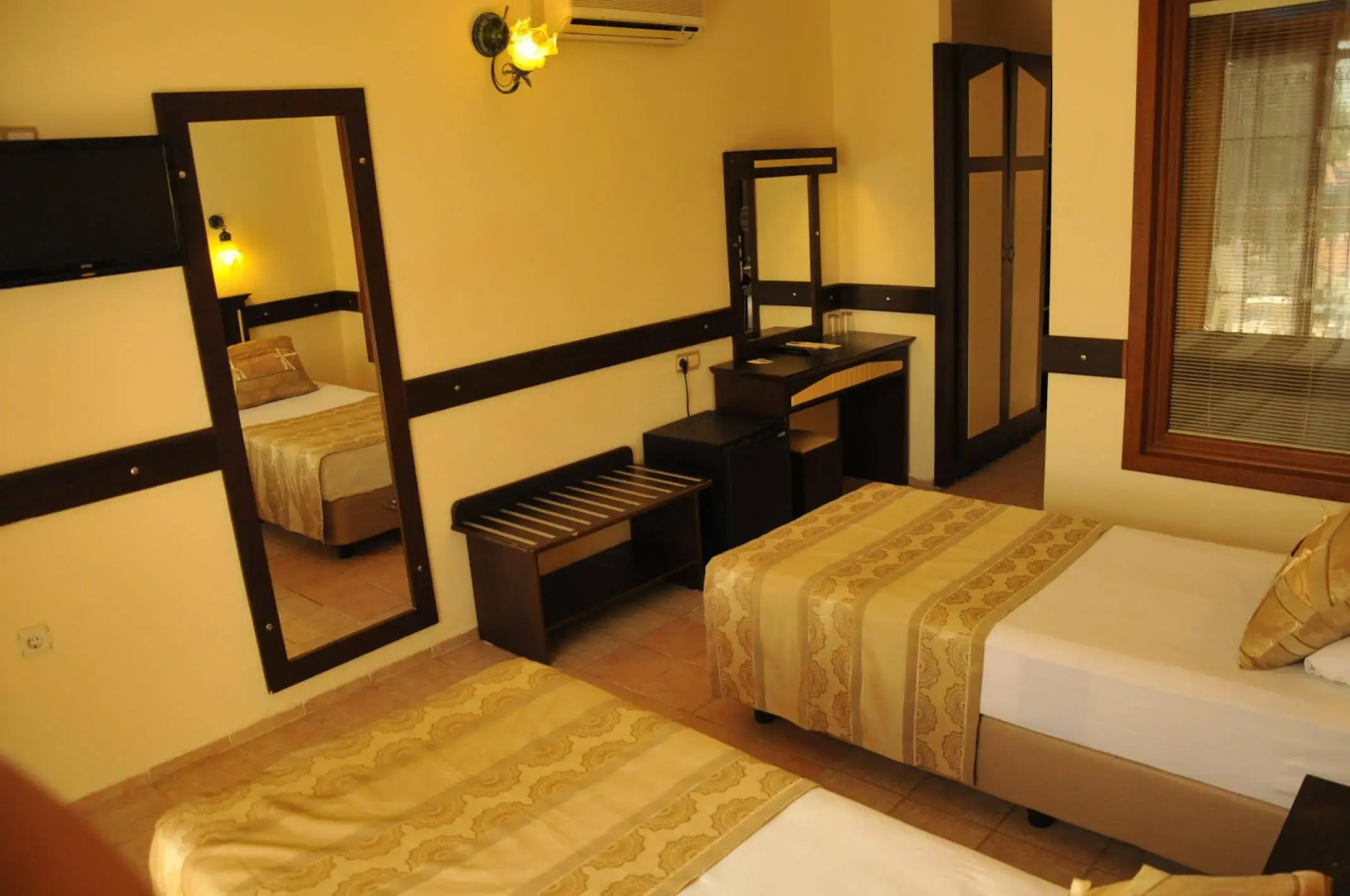 Telmessos Neva Hotel - Halal-Non Alcoholic  Hotel