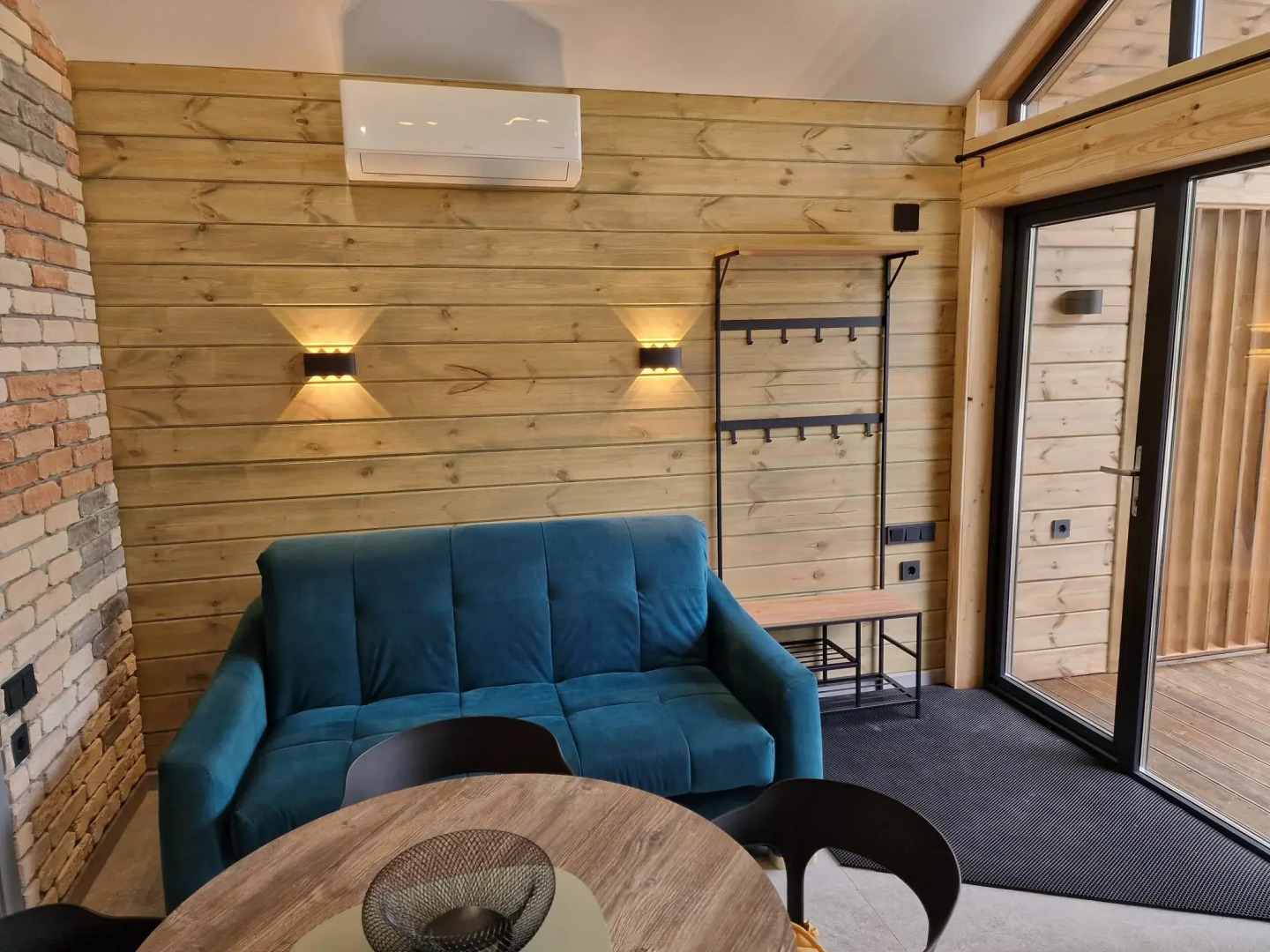 Gedeon House (Гедеон Хаус)