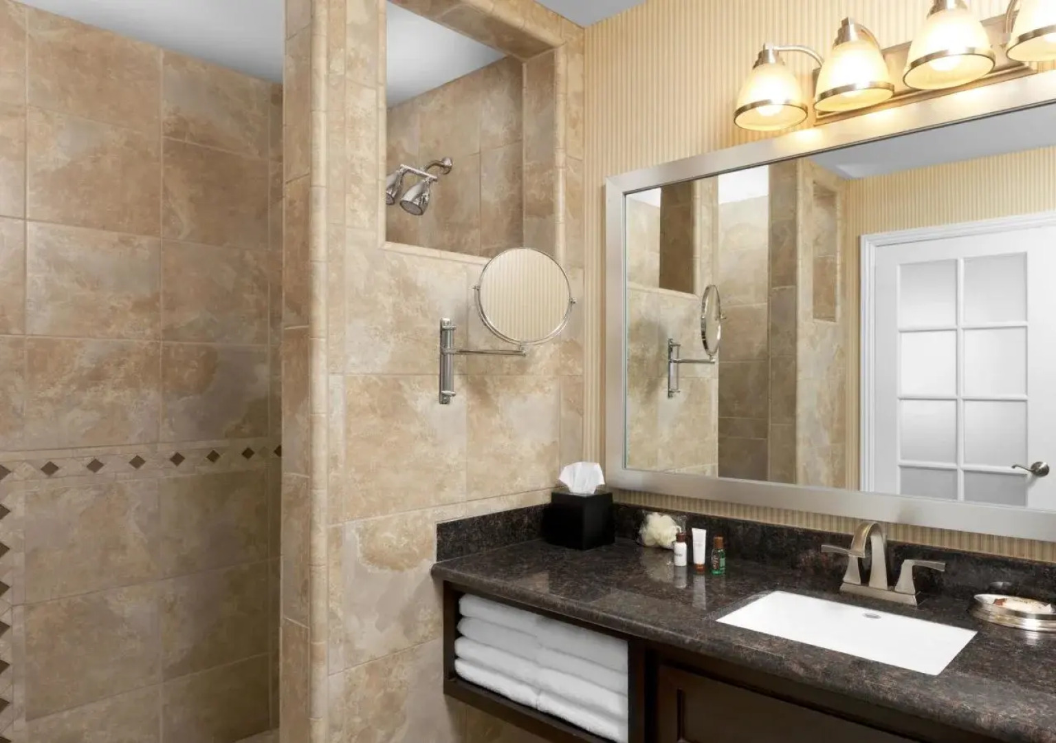 Treehouse Hotel Silicon Valley