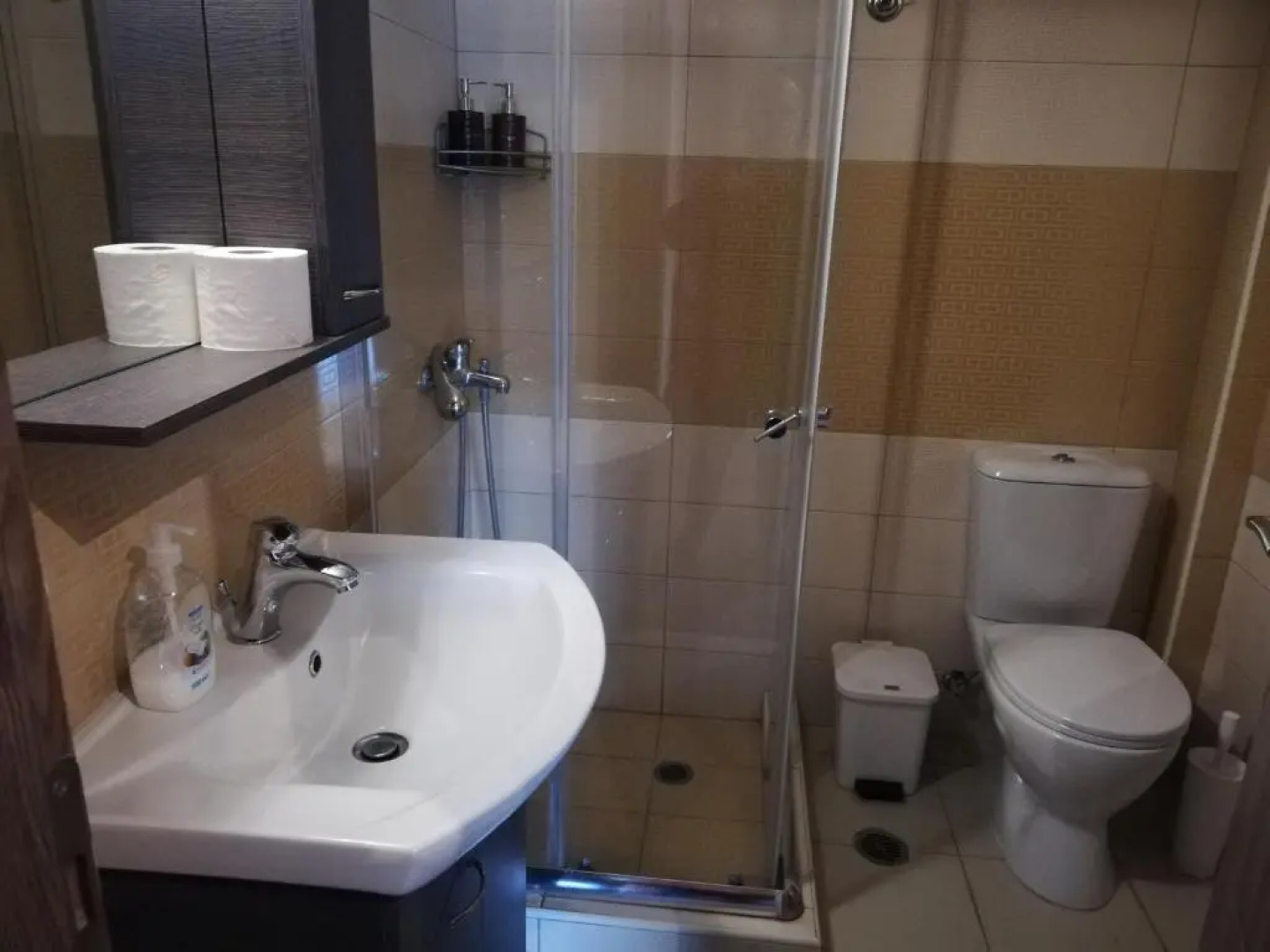 Rea's House Vrachati