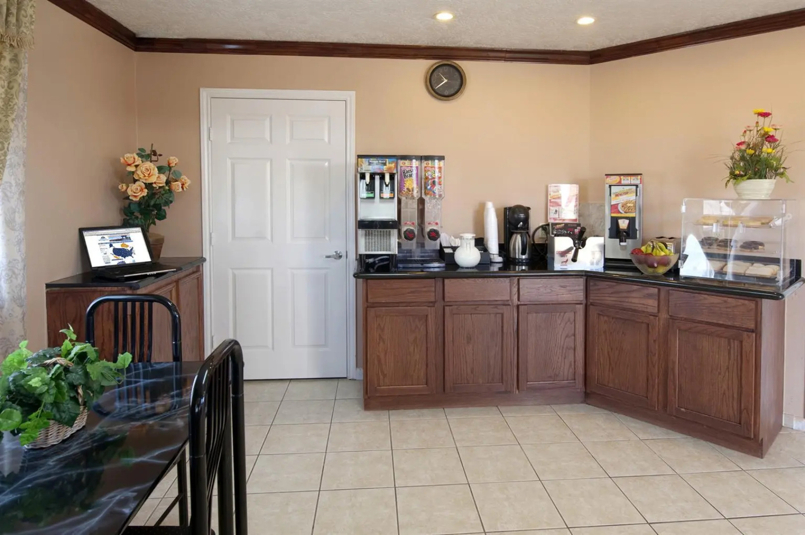 Americas Best Value Inn & Suites Hempstead Prairie View